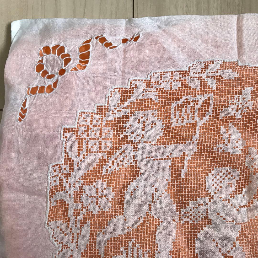 フランスアンティーク　3人の天使のモチーフ　クッションカバー