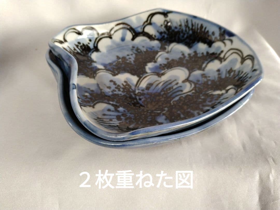 雲泉窯　染付　変形皿　　2枚