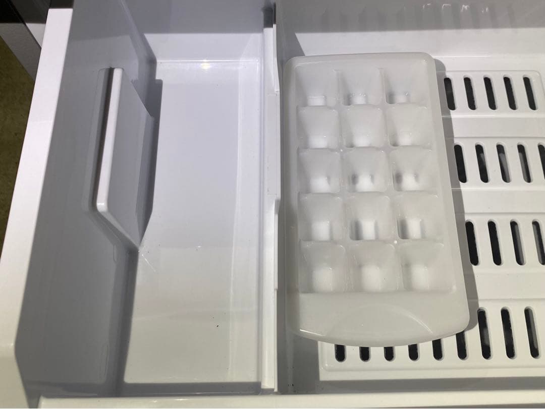 AQUA ノンフロン冷凍冷蔵庫　AQR-J13M(S) 2022年製　126L