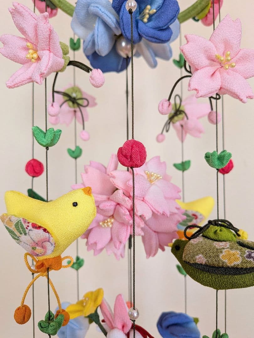 チロルパン「春のつるしかざり」「水仙」