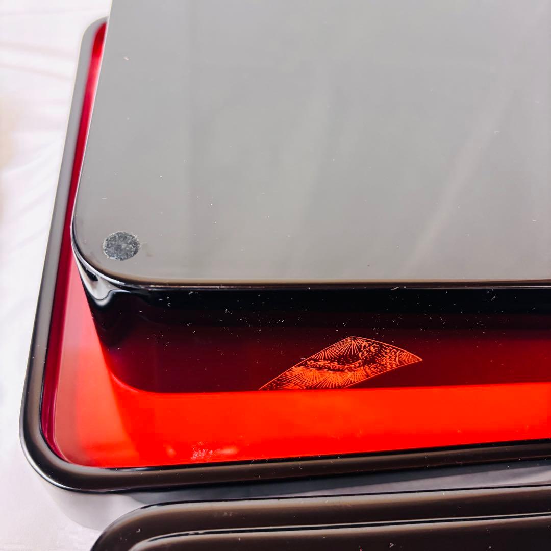 美品 輪島塗 三段重箱 台付き 黒 熨斗 共箱あり 雛祭り お祝い お節 御膳