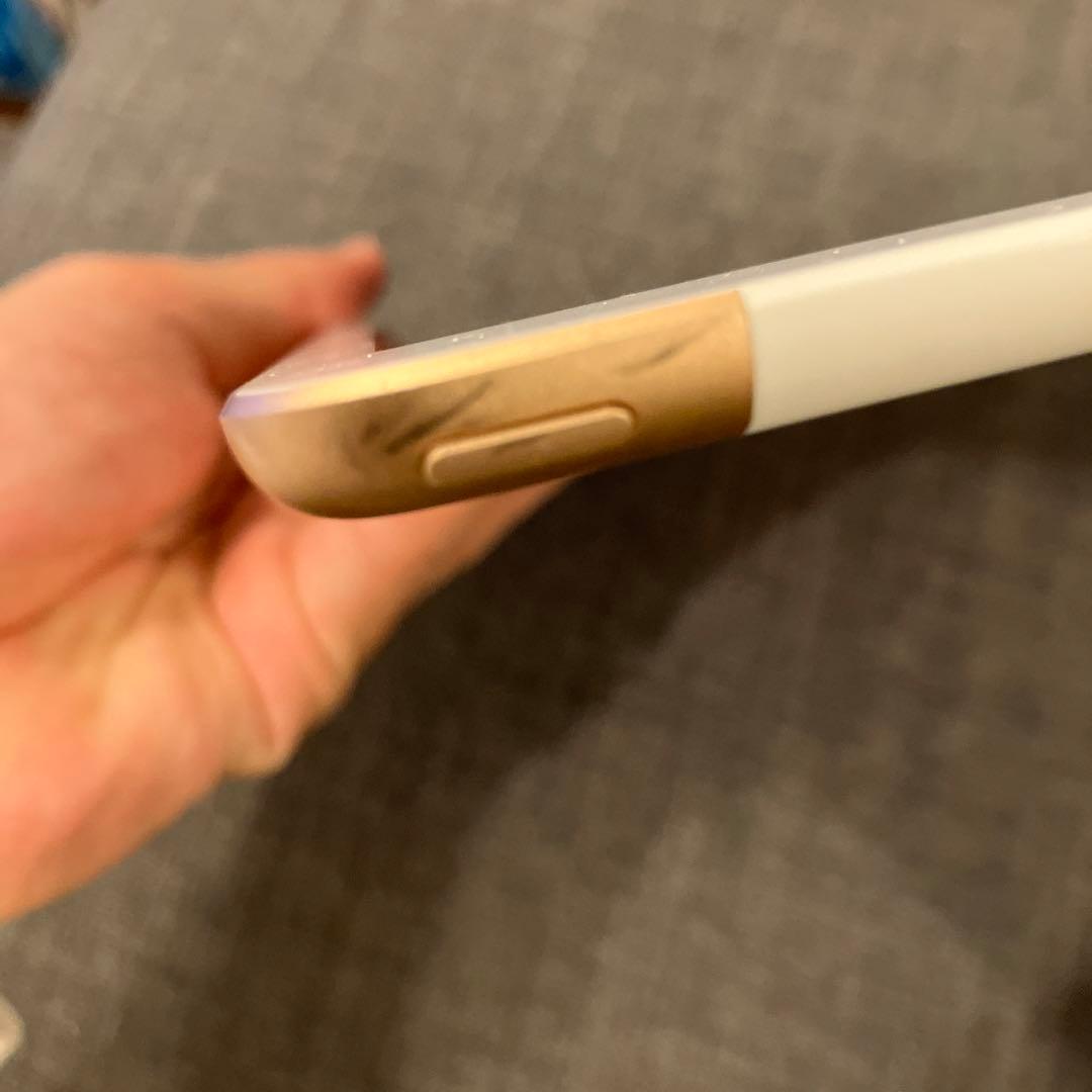 エ*錠様 iPad 第7世代（10.2インチ）32GB Wi-Fi＋Cellul