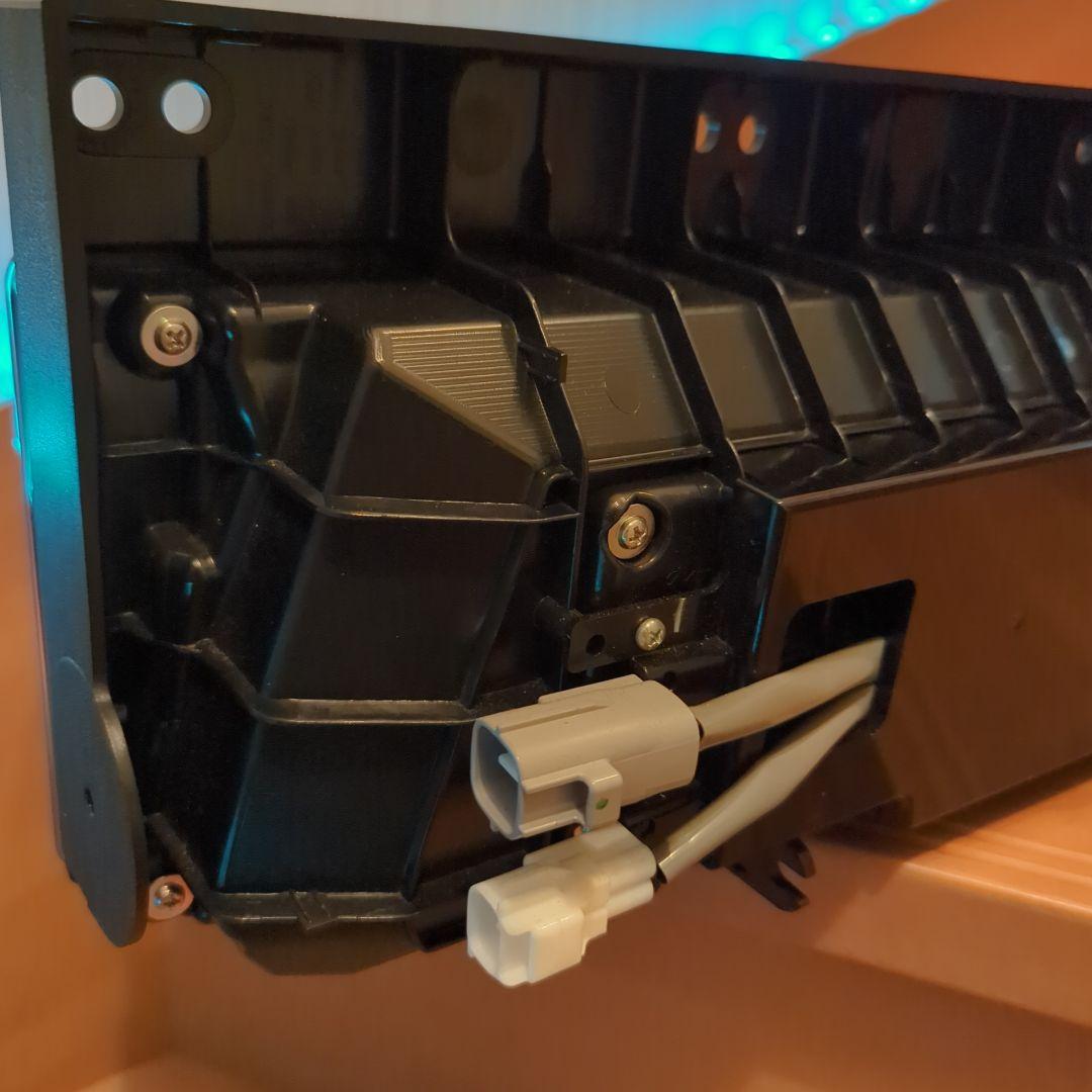 コイト製　3連テールランプ　トラック　左のみ