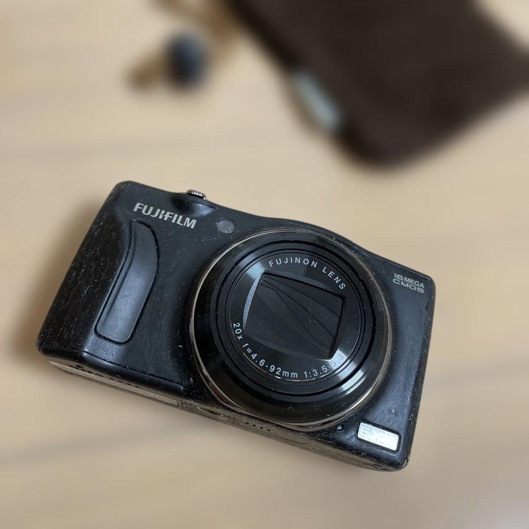 付属品完品・動作良好 FUJIFILM FINEPIX F800 EXR カメラ