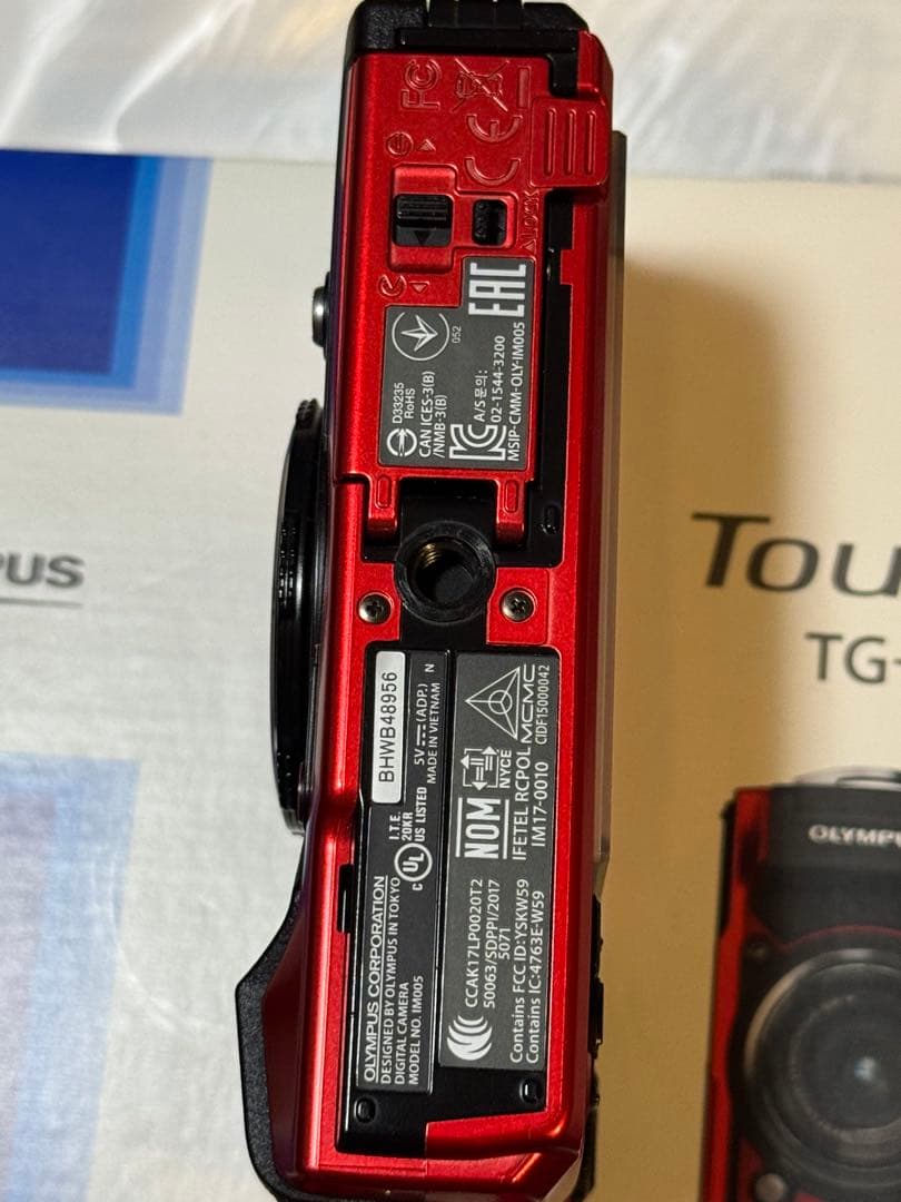 GB　OLYMPUS Tough TG5　レッド