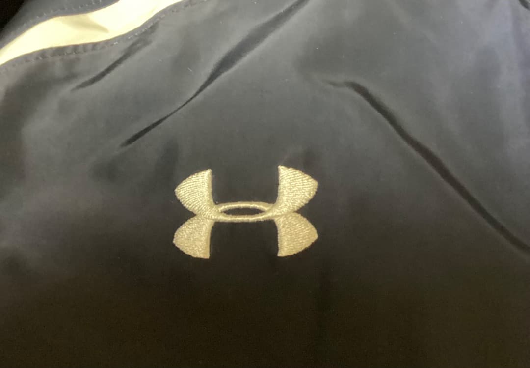 法政大学ラグビー部　XL ヤッケ上下　ネイビー　アンダーアーマー　ウォーマ