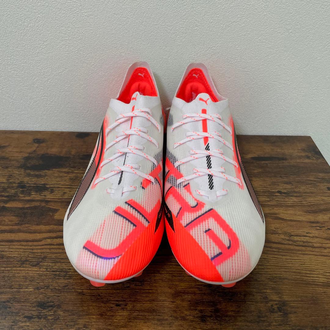 プーマ　ウルトラ 5 アルティメット FG　27cm　ホワイト　箱無し