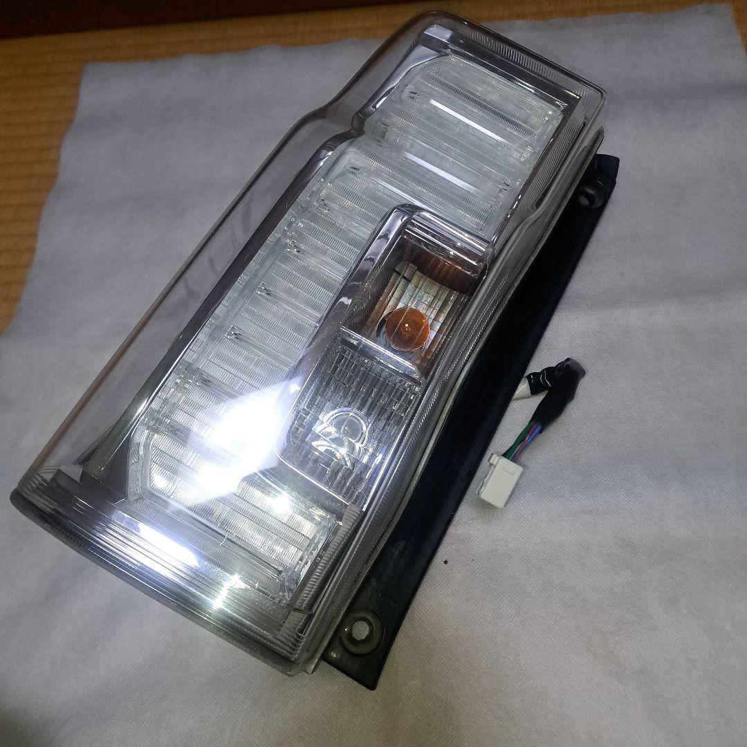 ダイハツ★タントカスタム★LA600S★テールランプ★インナーメッキ★左側★良品