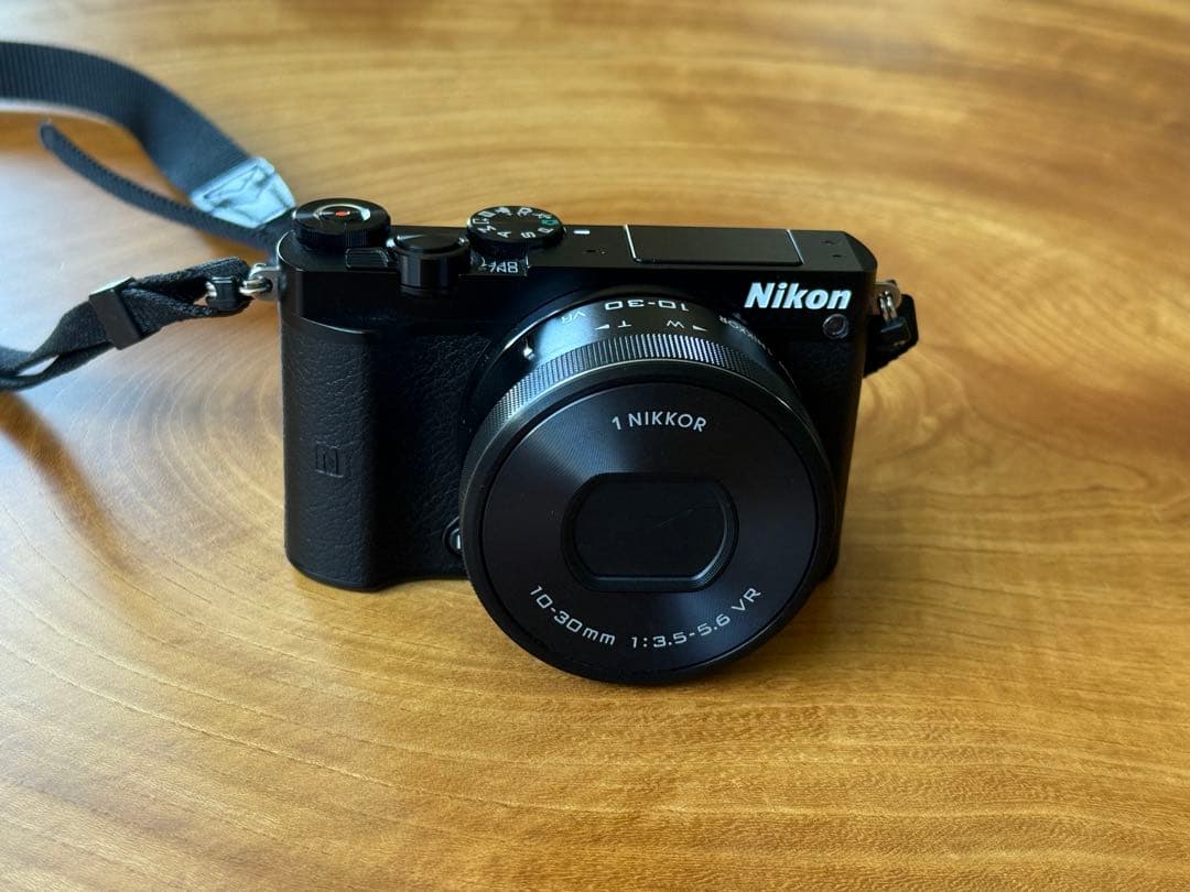 【みい】Nikon 1 J5 ダブルレンズキット