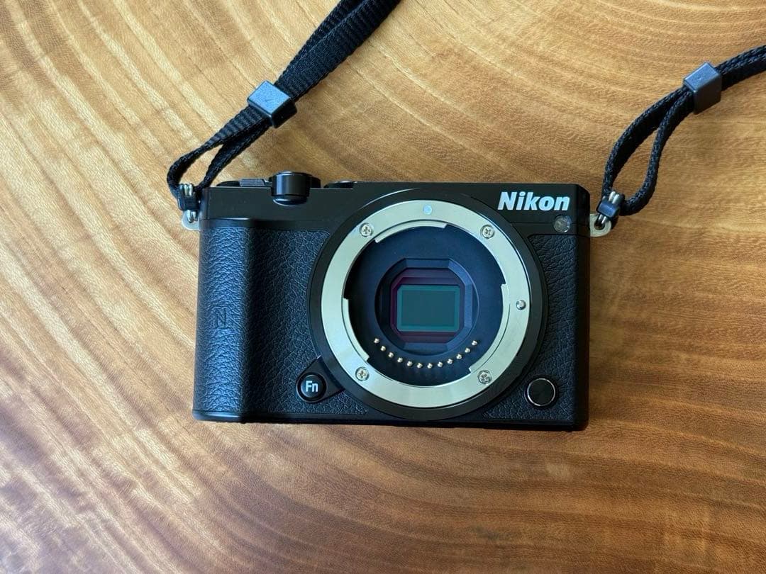 【みい】Nikon 1 J5 ダブルレンズキット