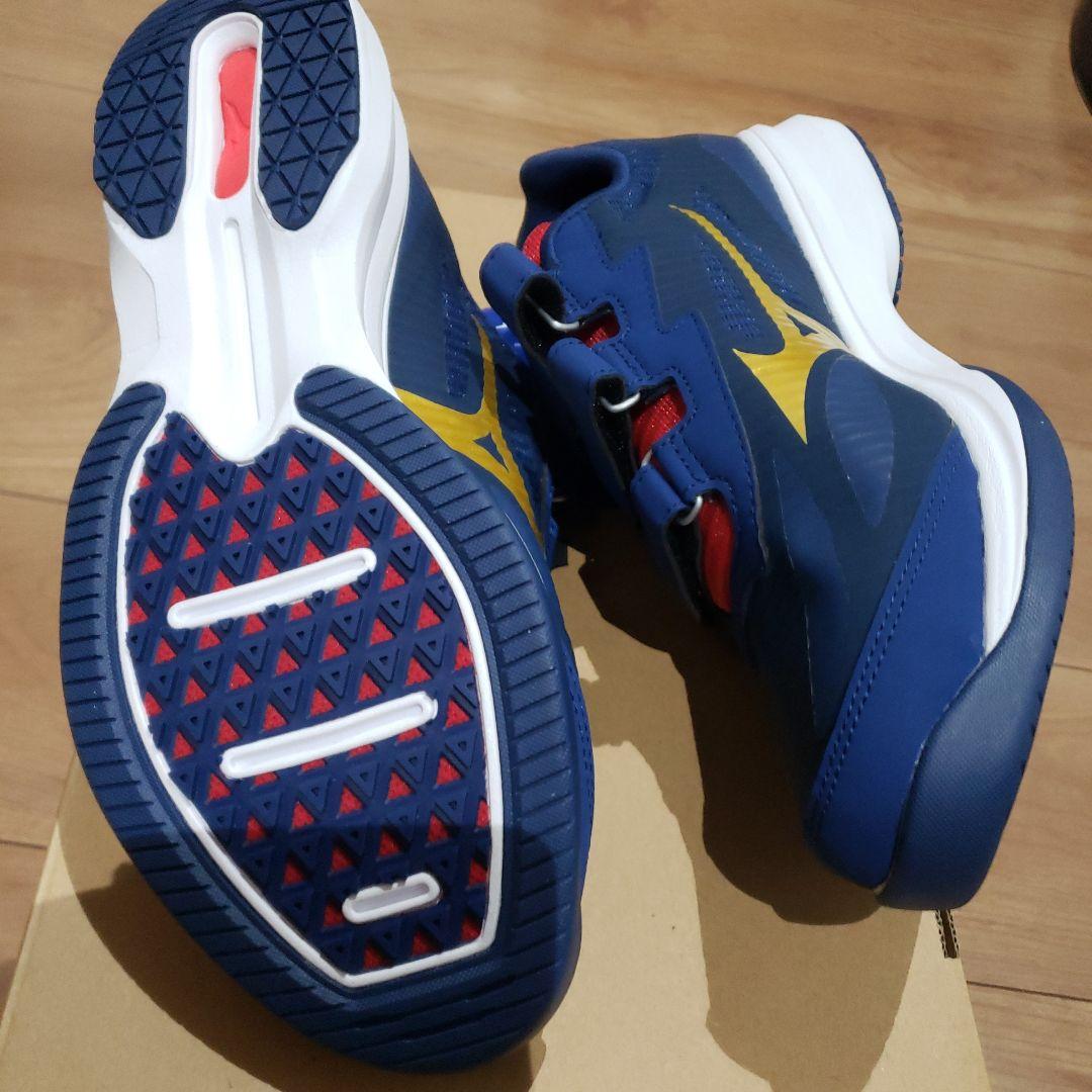 ミズノグローバルエリートトレーニングシューズ