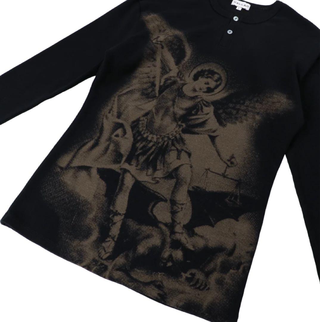 valladサーマルV.HENRY NECK L/S IO着用