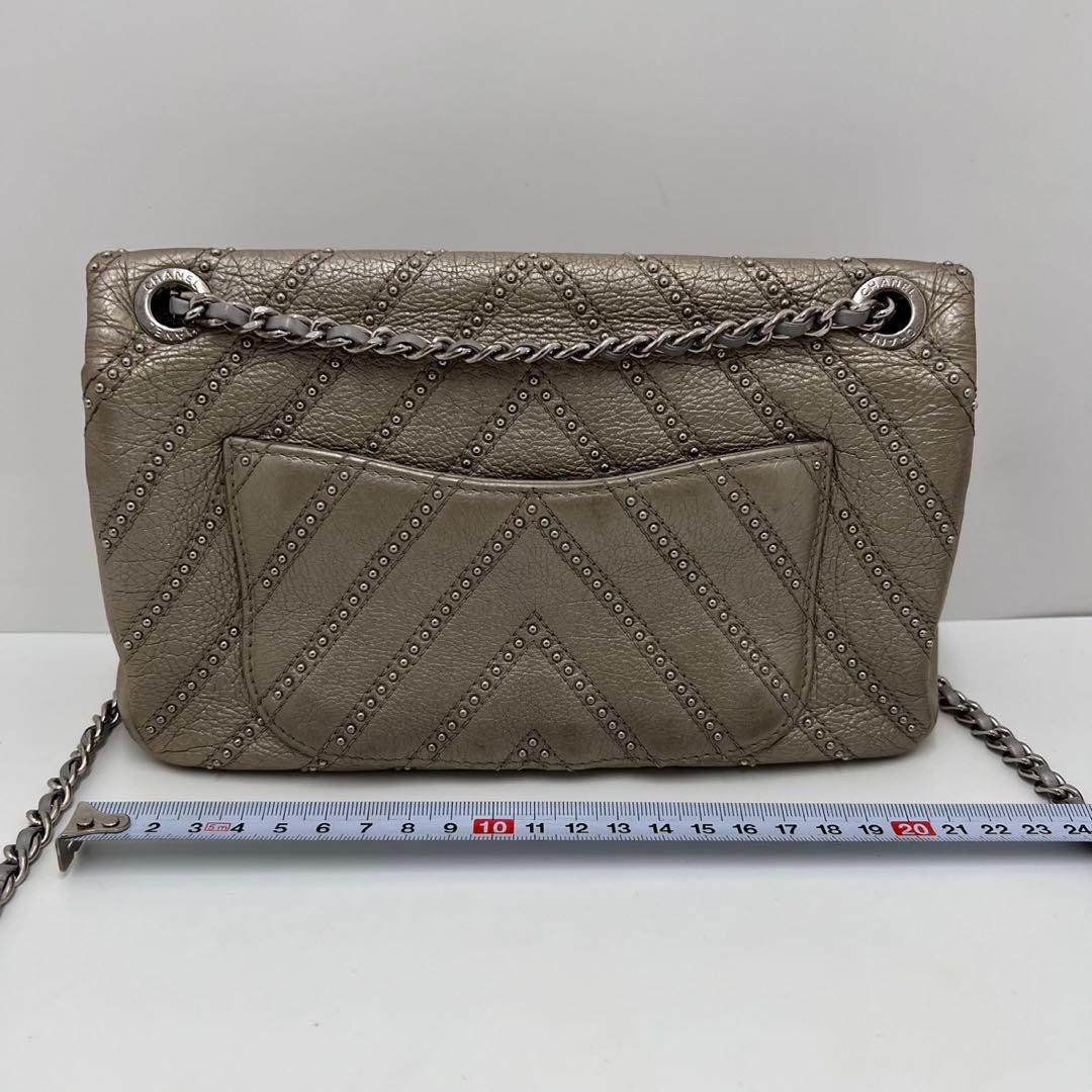 A*I様 CHANEL ショルダーバッグ Vステッチ (シェブロン) カーフ ゴ