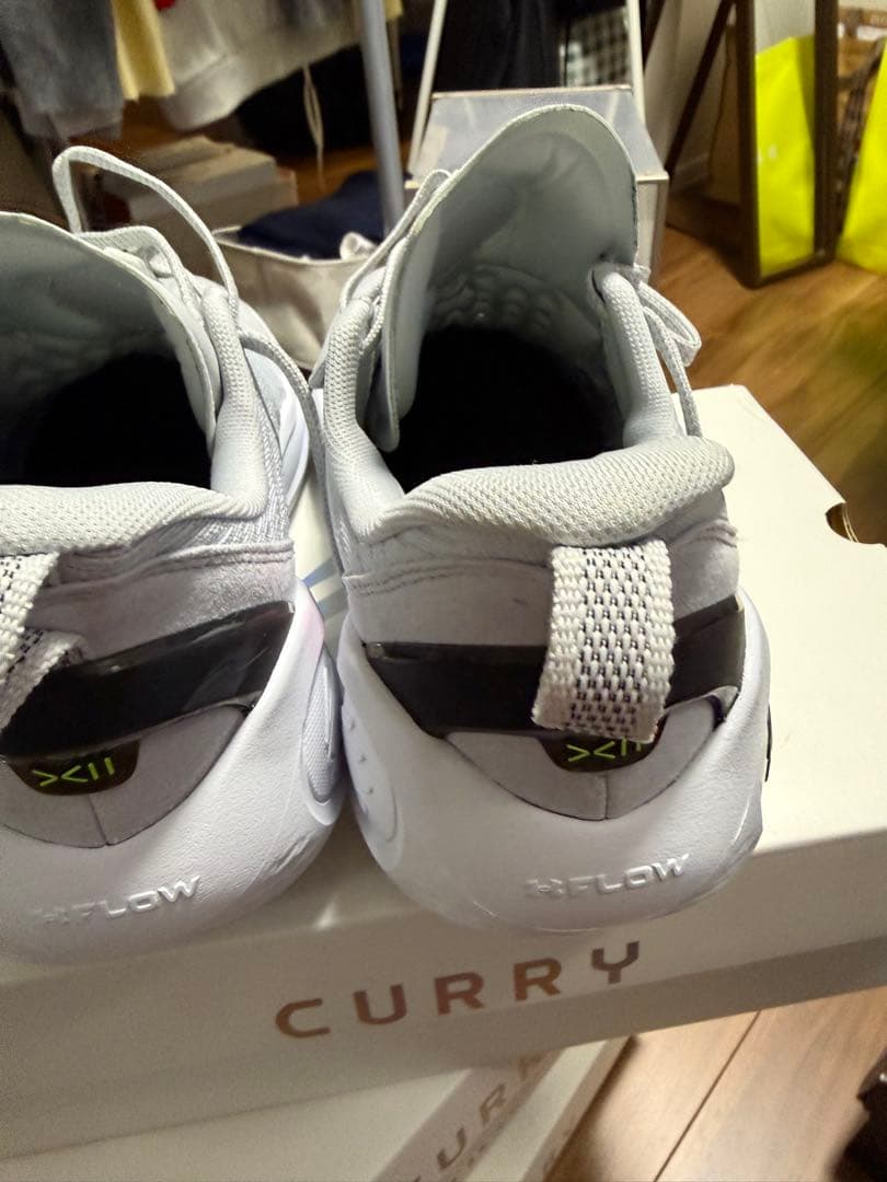 CURRY 12グレー シューズ(男性用)