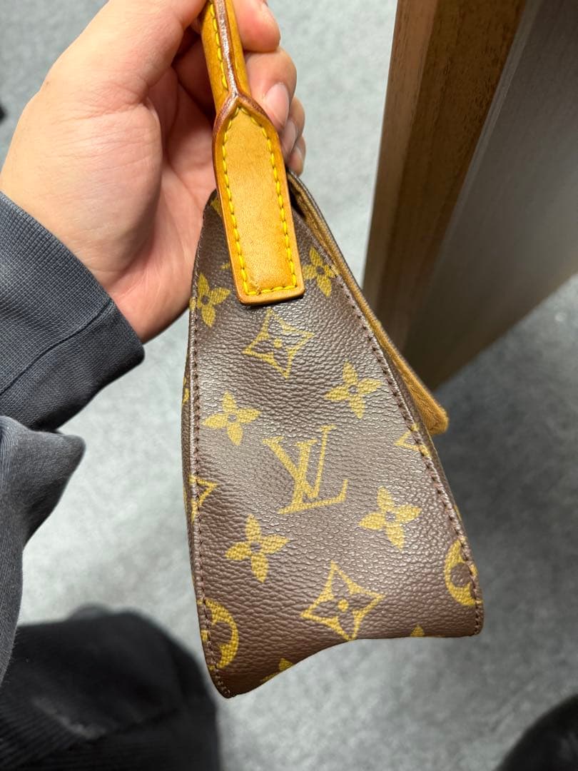 【美品】LV ルイヴィトン モノグラムミニルーピング M11021 ハンドバッグ