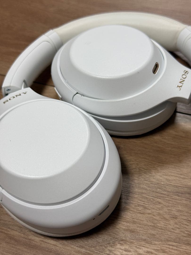sony WH-1000XM4 WM ワイヤレスヘッドホン サイレントホワイト