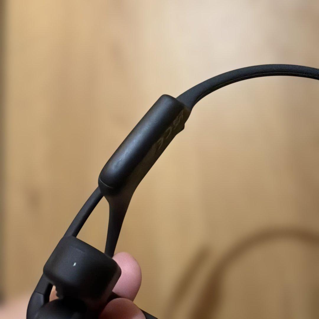 SHOKZ OPENCOMM 骨伝導イヤホン ブラック