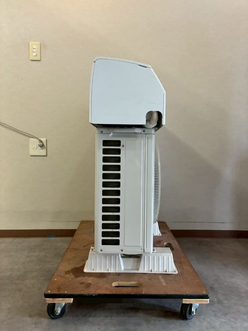 2101 パナソニック【CS-223DJK】2023年製 6畳 エアコン 中古