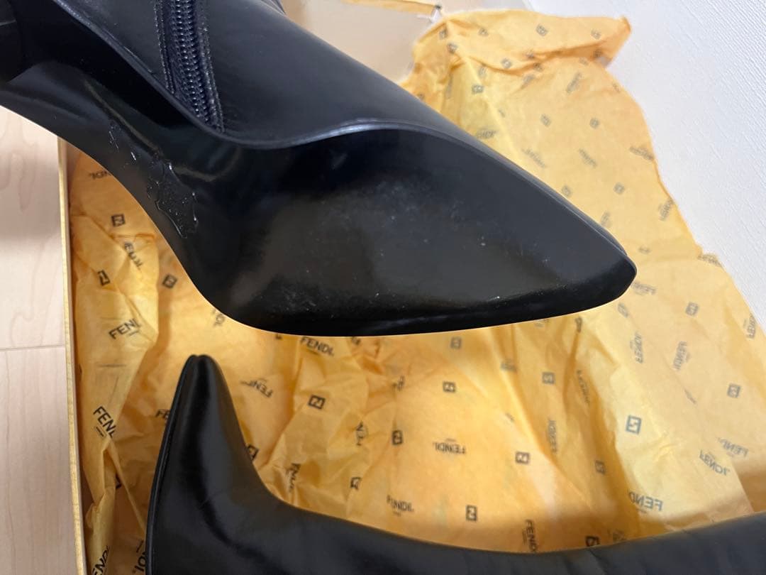 FENDI フェンディ　黒　ブラック　ロングブーツ　6.5