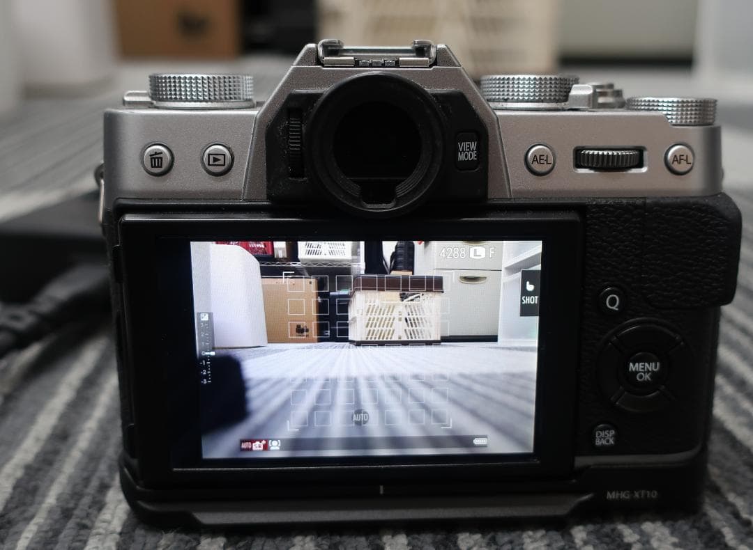 x-t20 フジフイルム　本体＋レンズ+グリップ