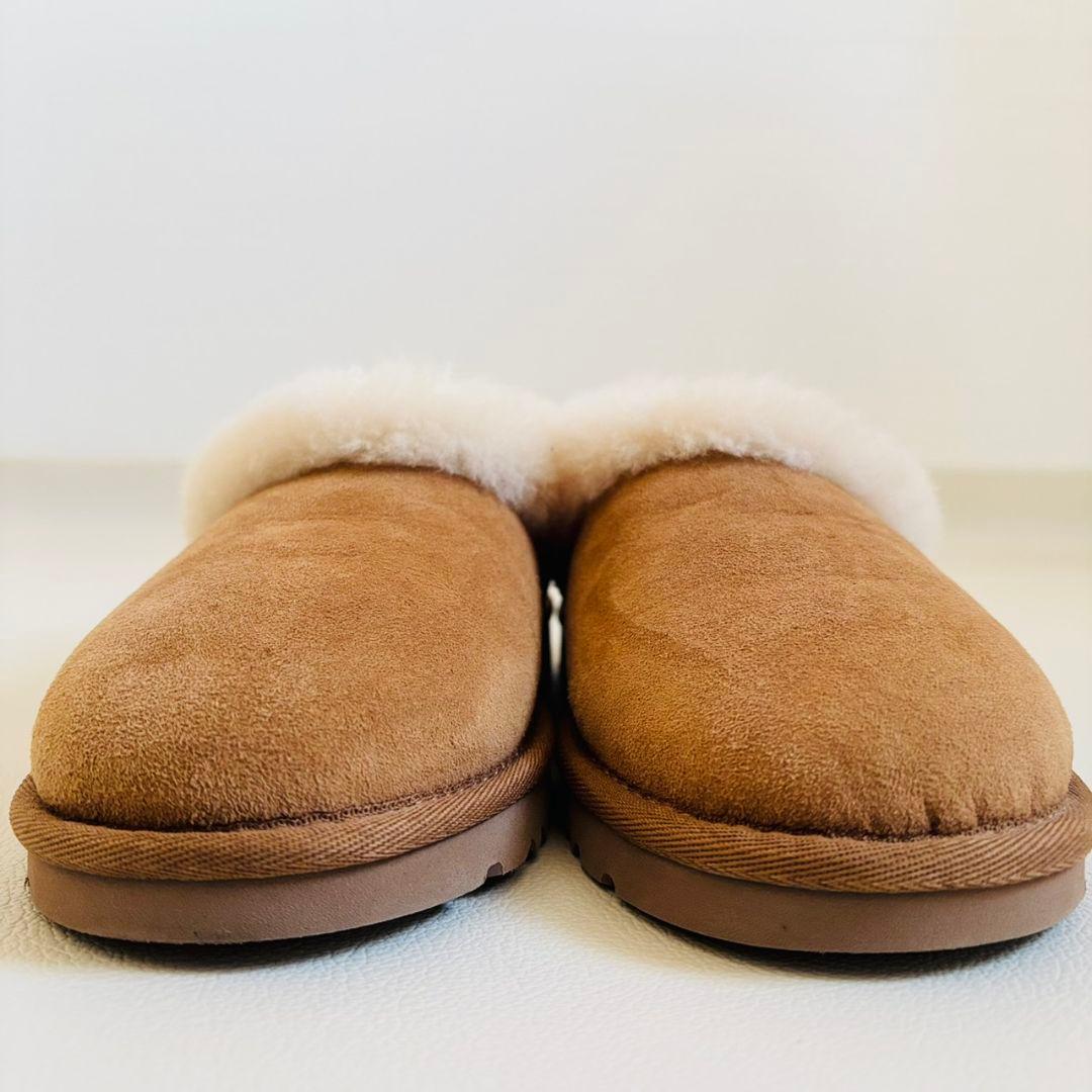 2744【極美品 展示品】UGG アグ NITA ニタ　スリッポンシューズ