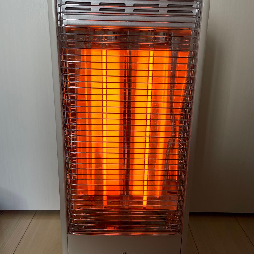 アラジン　電気ストーブ遠赤グラファイトヒーター　2023年製