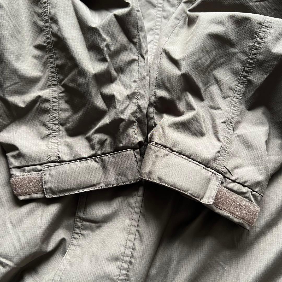 希少90's Reebok ナイロン　テックジャケット　MARS y2k