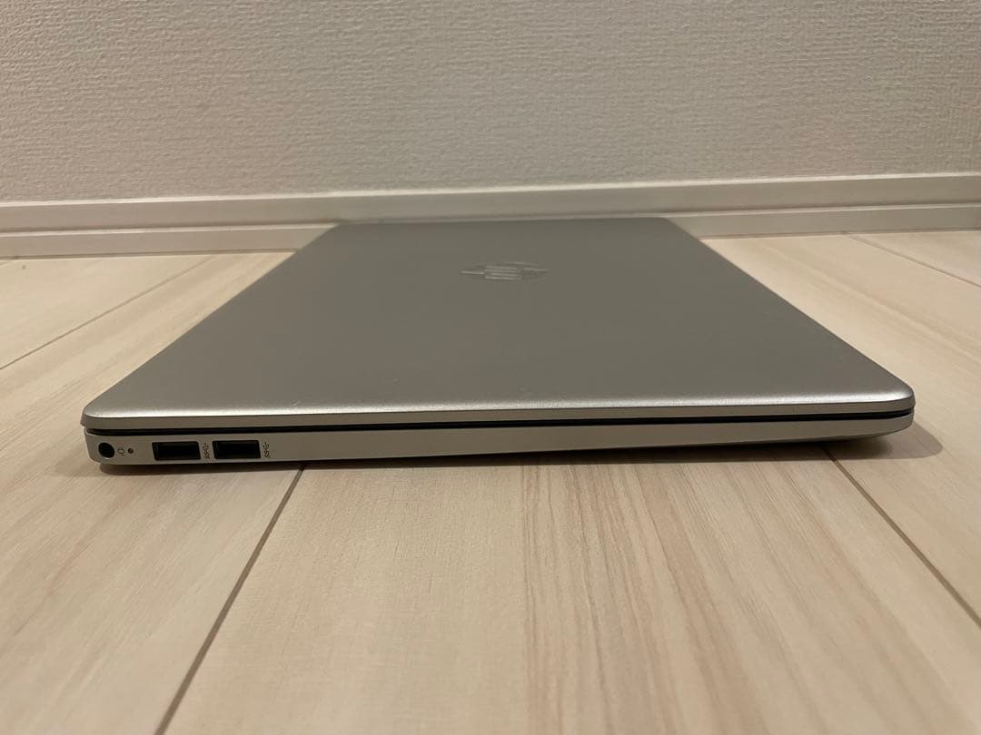 HP 15s-fq4004TU i7 11世代 256GB Office