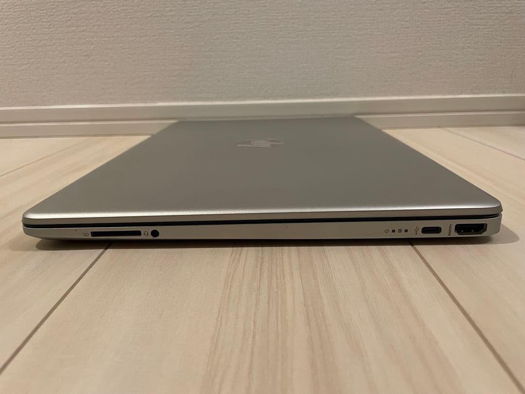 HP 15s-fq4004TU i7 11世代 256GB Office