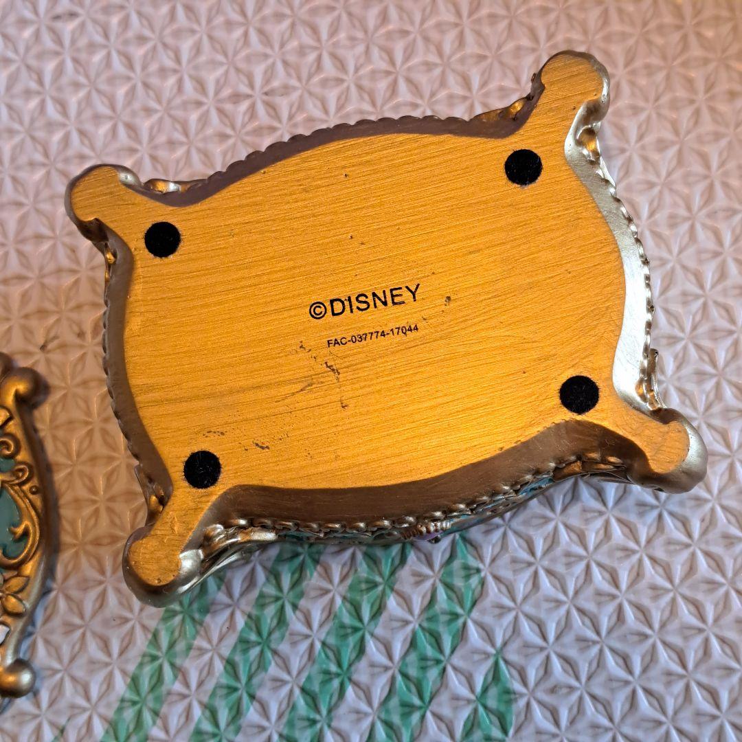 アラジン　ジャスミン　小物入れ　ターコイズ色のジュエリーケース　アクセサリー