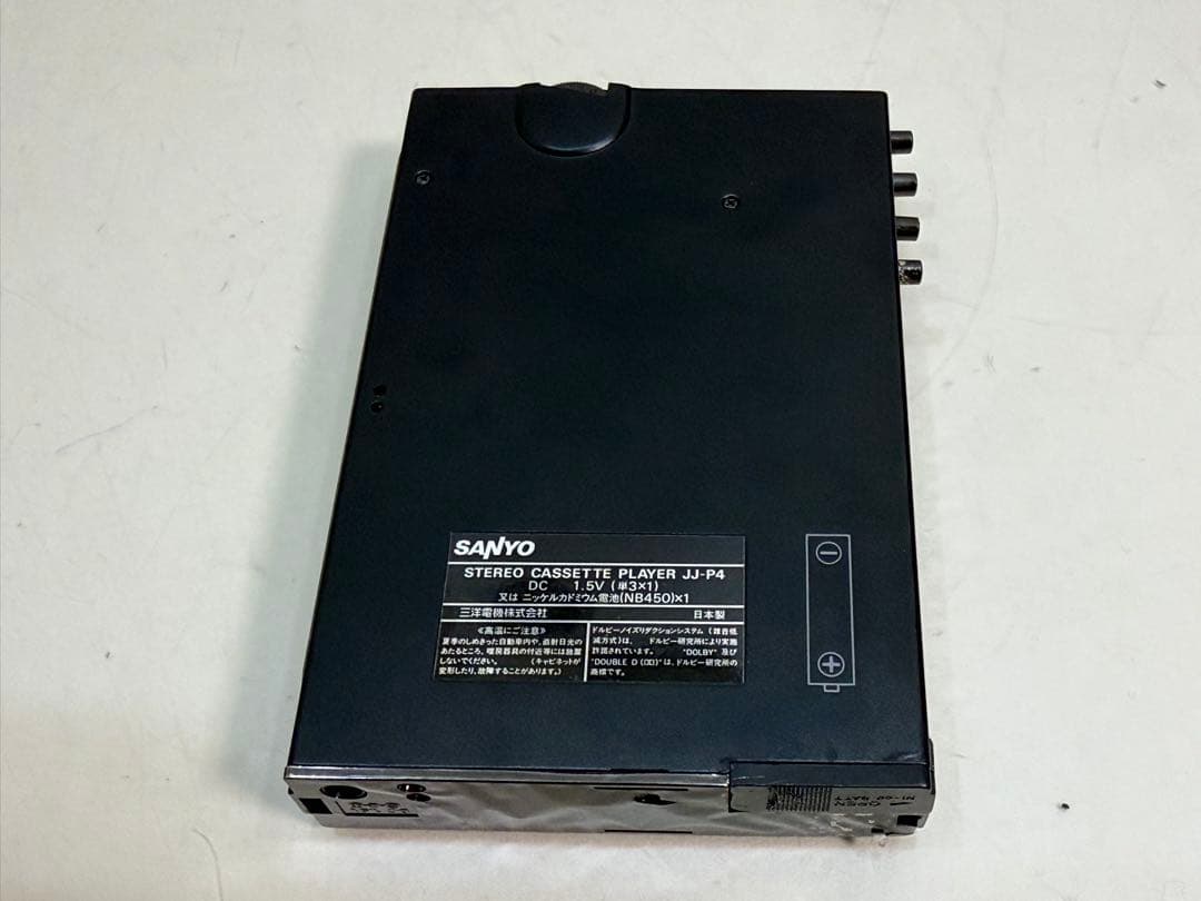 SANYO JJ-P4 レッド カセットプレーヤー