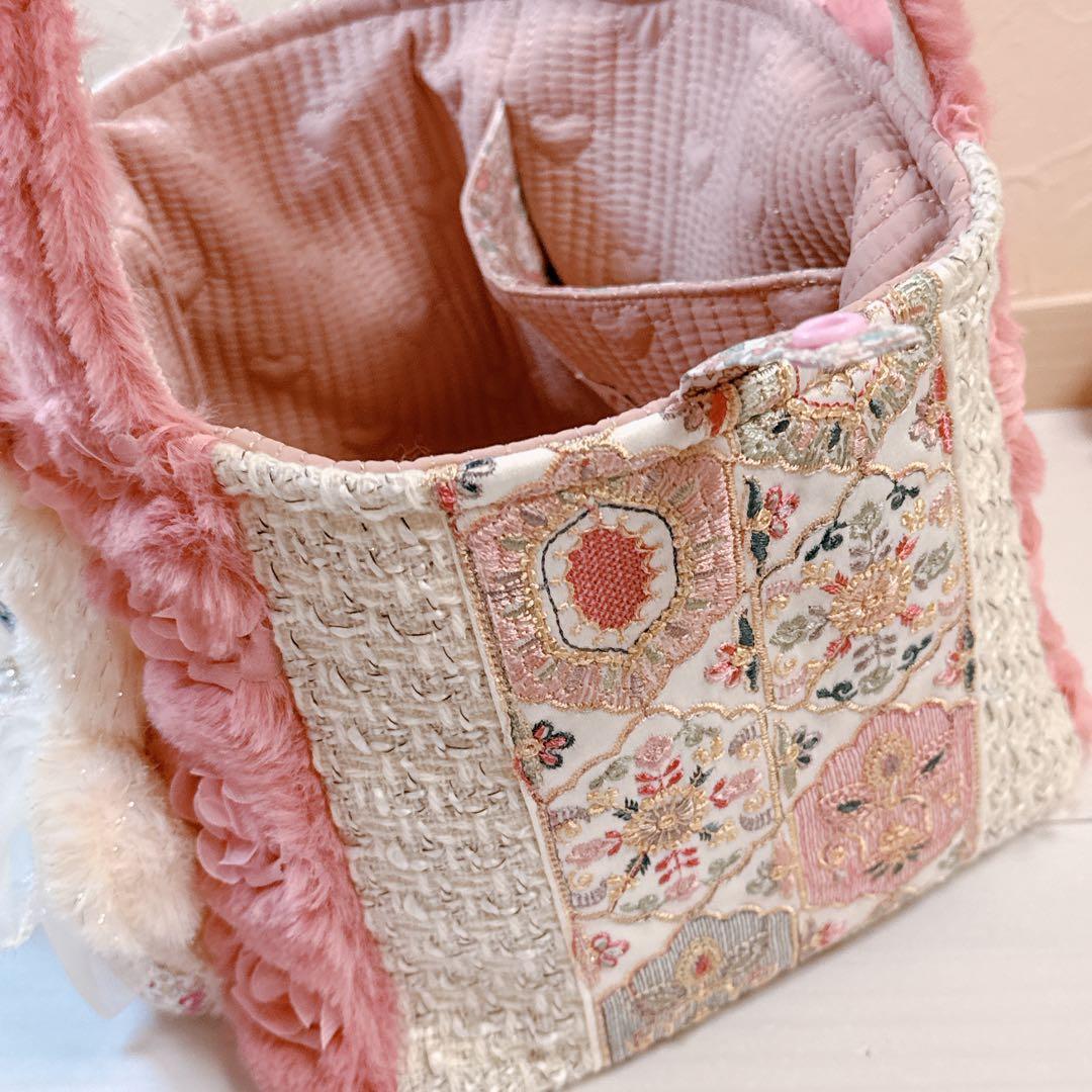 ☆*☆様 コヤンイサムチョン♡新作♡薔薇ファー×インド刺繍ルミちゃんのキューブト