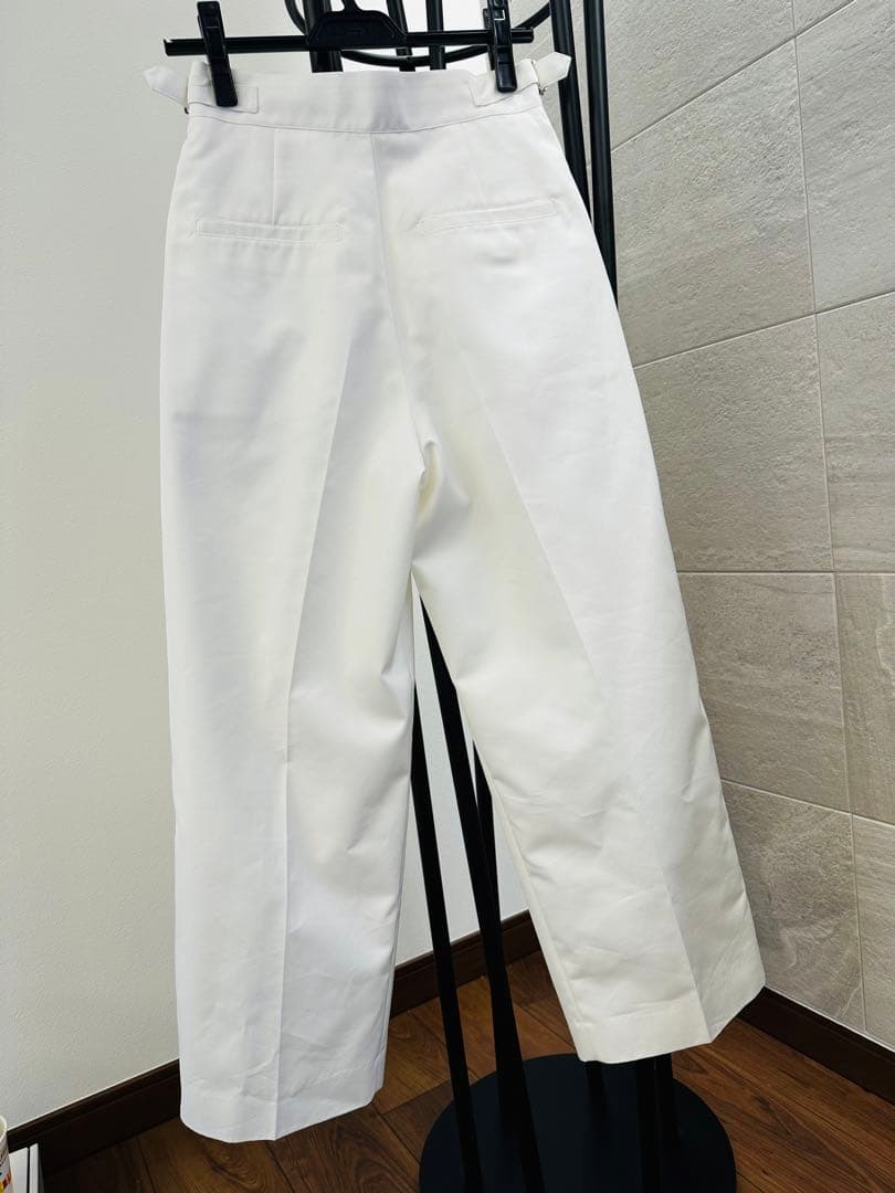 未使用☆gypsohilaジプソフィアスタイリッシュチノパンツホワイト34