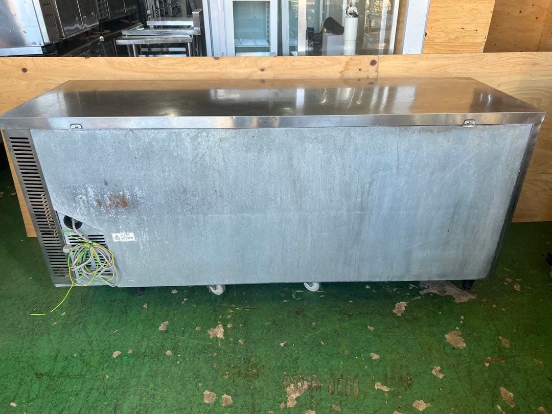 2012年ホシザキテーブル形冷凍冷蔵庫 1800x600x800