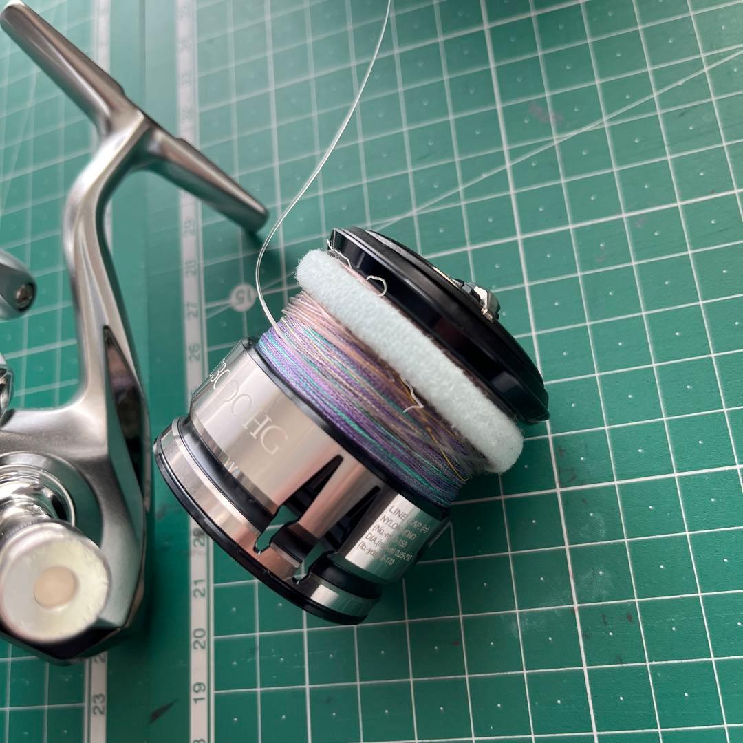SHIMANO STRADIC19 C3000HG スピニングリール