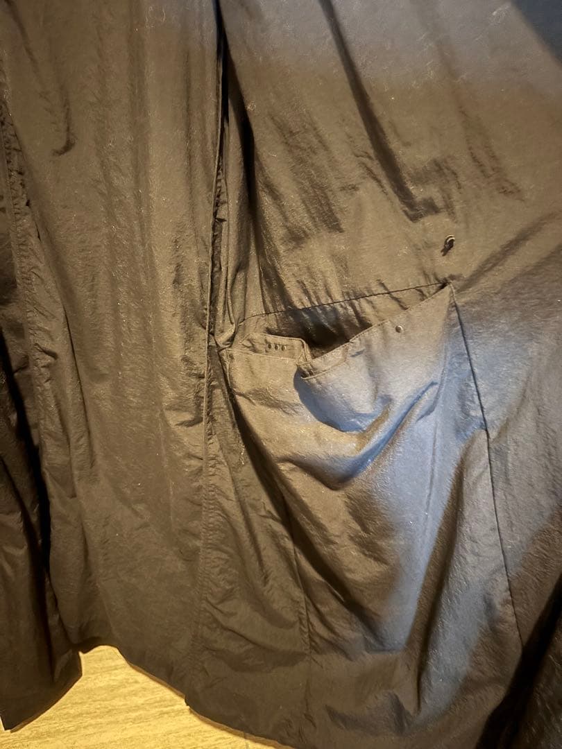 テアトラ　デバイスコート　48 ブラック