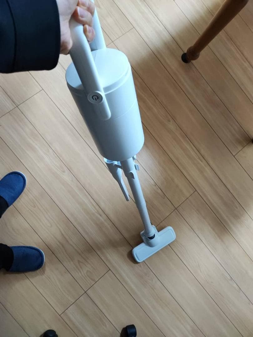 コードレス 軽量 サイクロンスティッククリーナー 静音