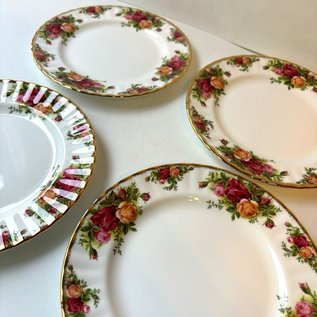【未使用】　ロイヤルアルバート オールドカントリーローズ　大皿×4 中皿×4