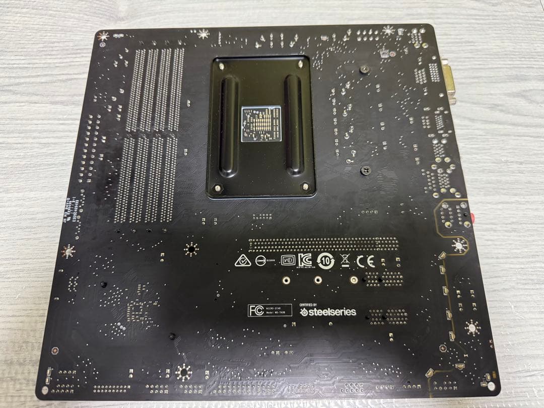 CPU＋マザーボード＋グラフィックボード まとめ出品