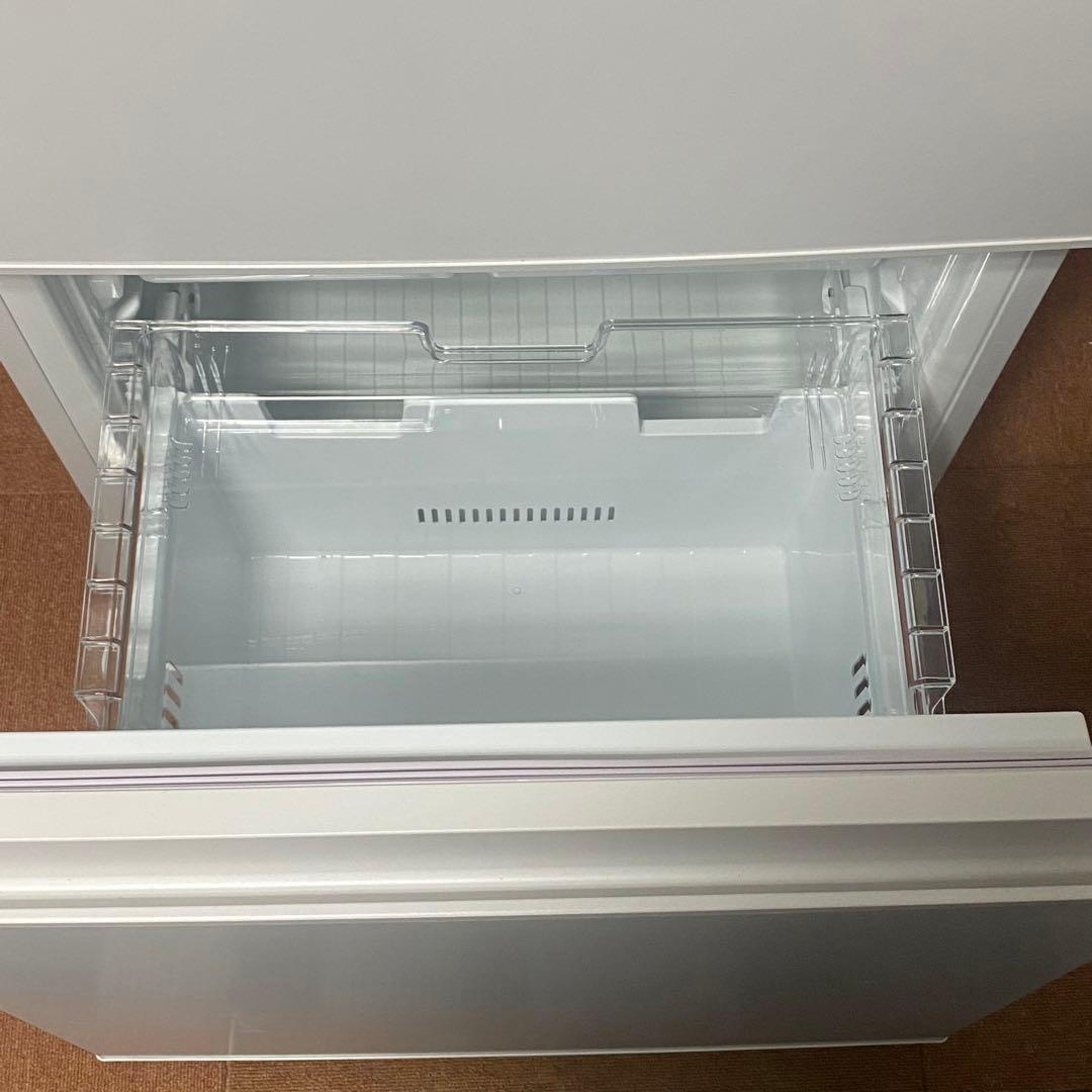 2025年製 TOSHIBA 冷凍冷蔵庫 GR-W33SC 326L 自動製氷