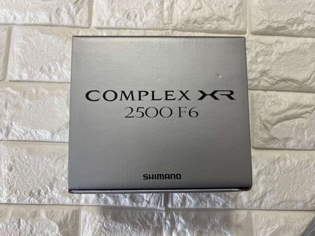 【新品未使用】シマノ　スピニングリール 21コンプレックス XR 2500 F6