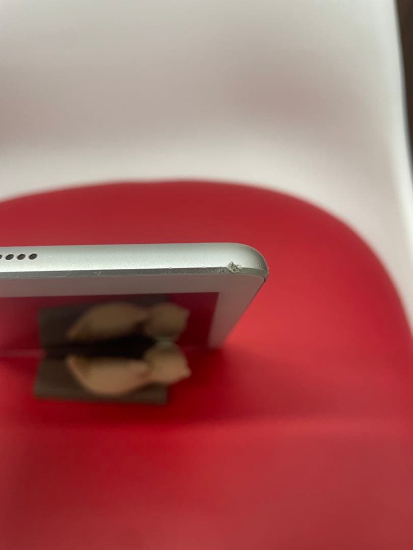 ゆ*ん様 Apple iPad 6 32GBシルバー 本体