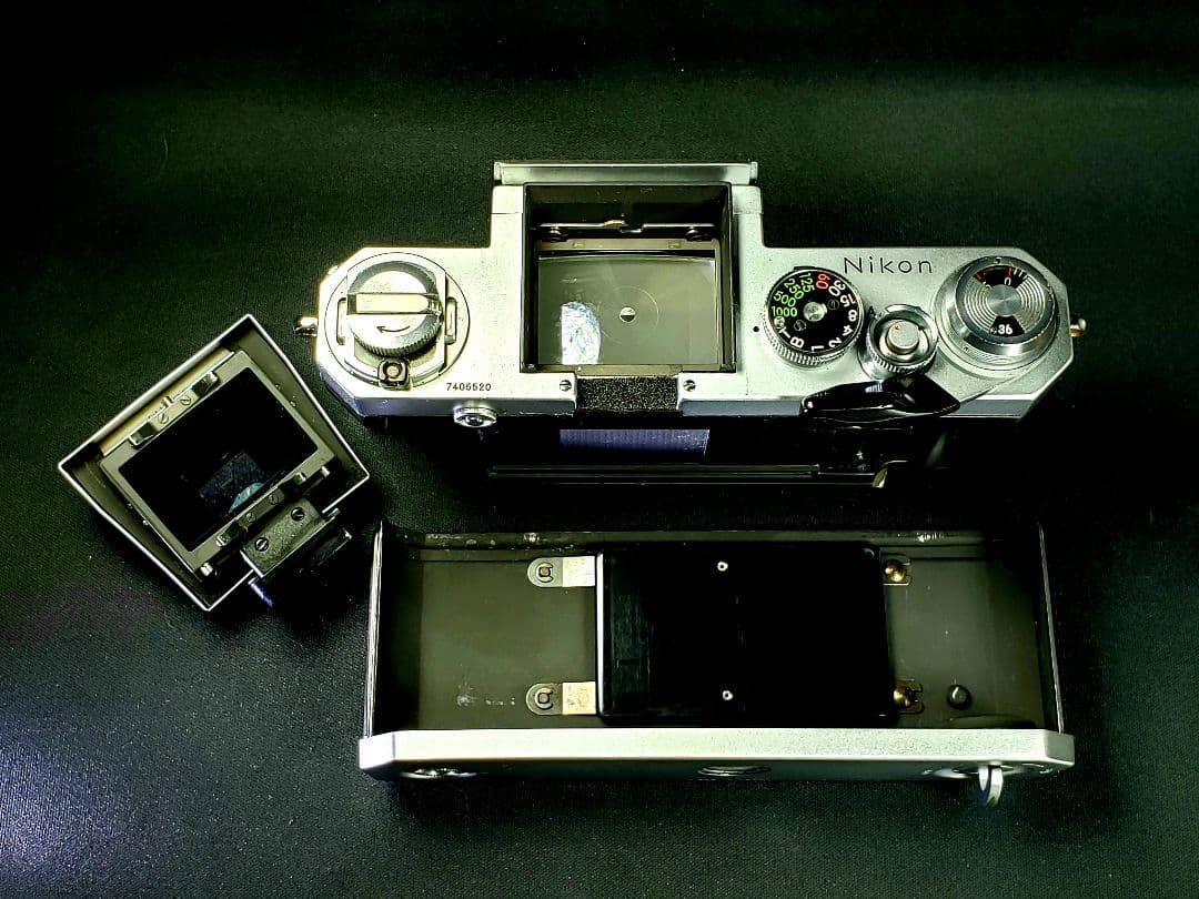 奇跡の極上品ニコンFアイレベ白ルボディー7440339