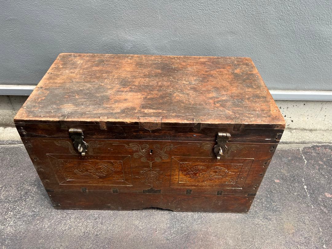 アンティーク Mandalay Box マンダレーボックス　金属装飾