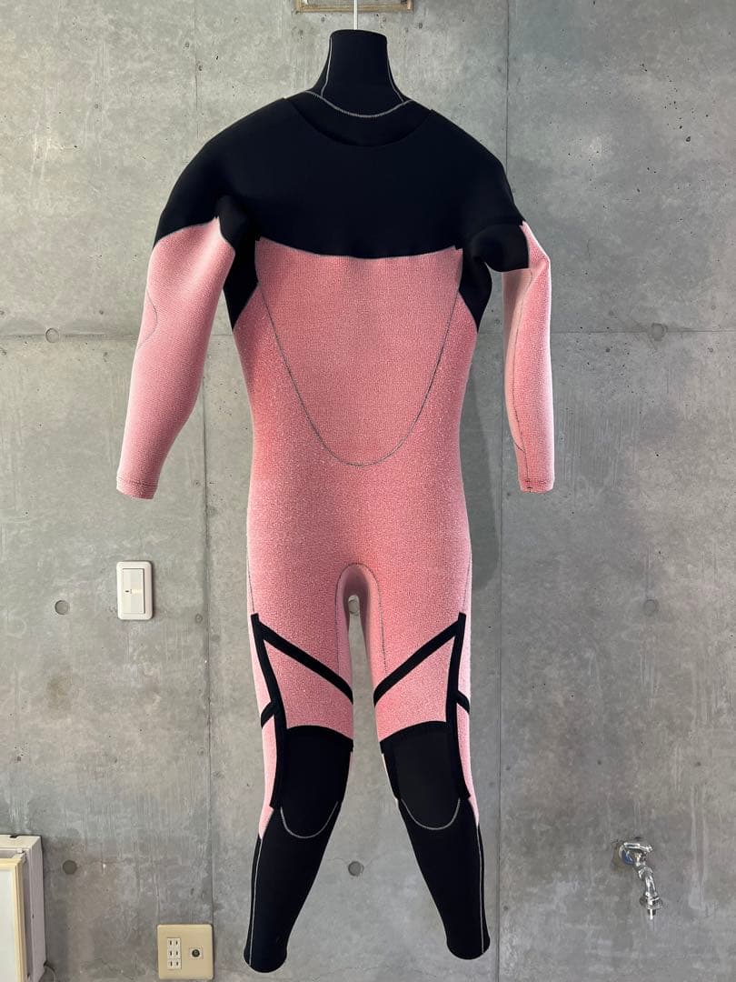 ✨【４R・美品】O’NEILL SUPERFREAK 5×3 セミドライ LB✨