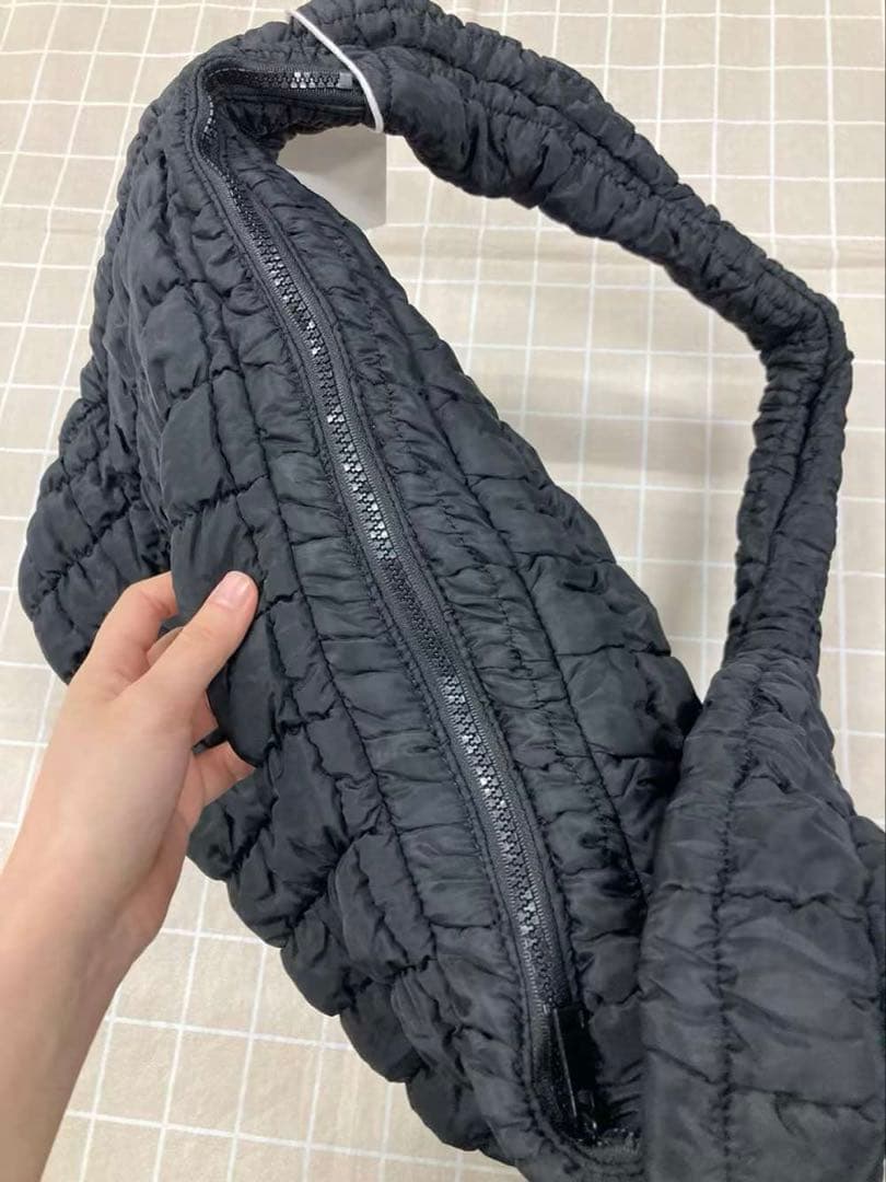 COSブラック キルティング ショルダーバッグ