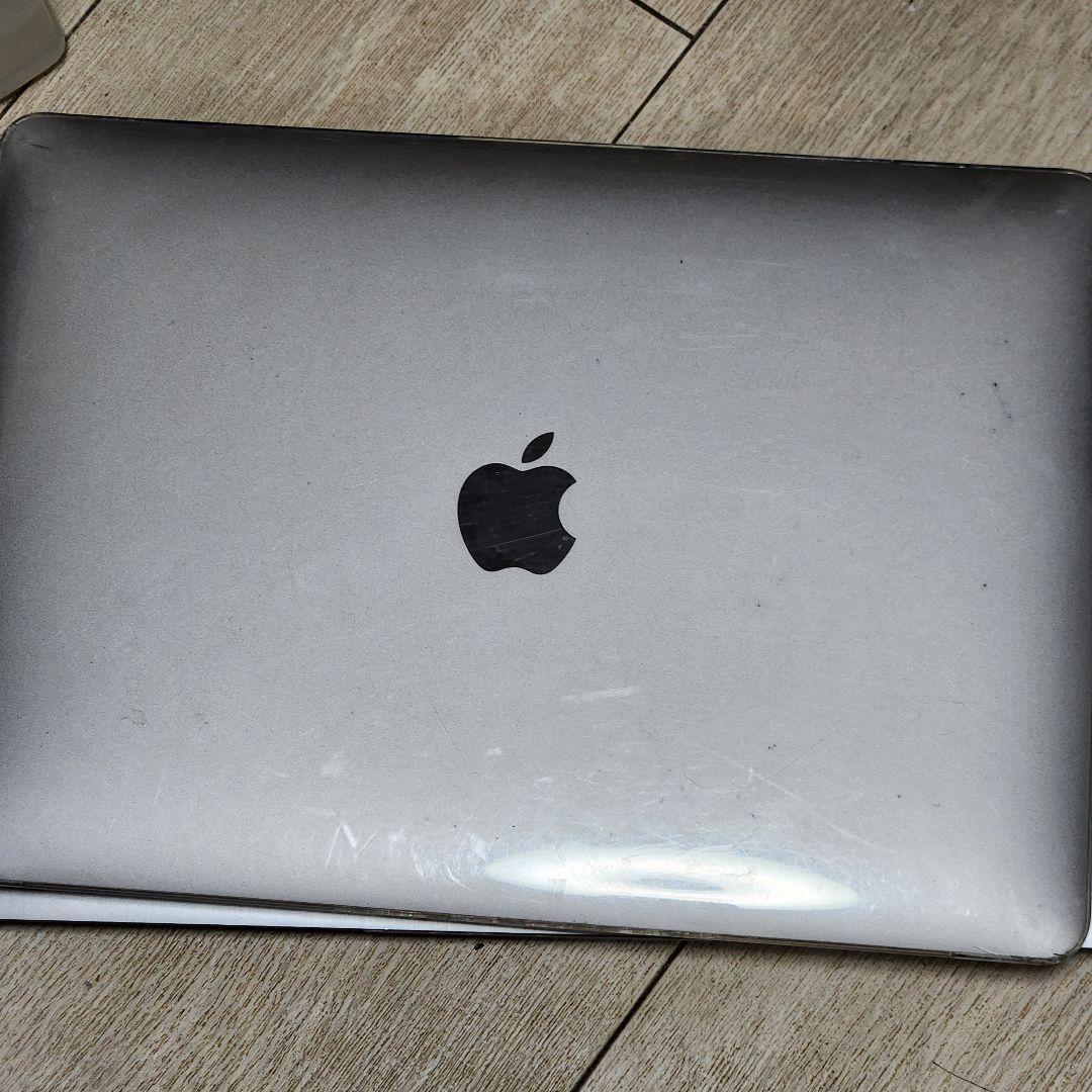 Apple MacBook Pro 13インチ 2016 A1708