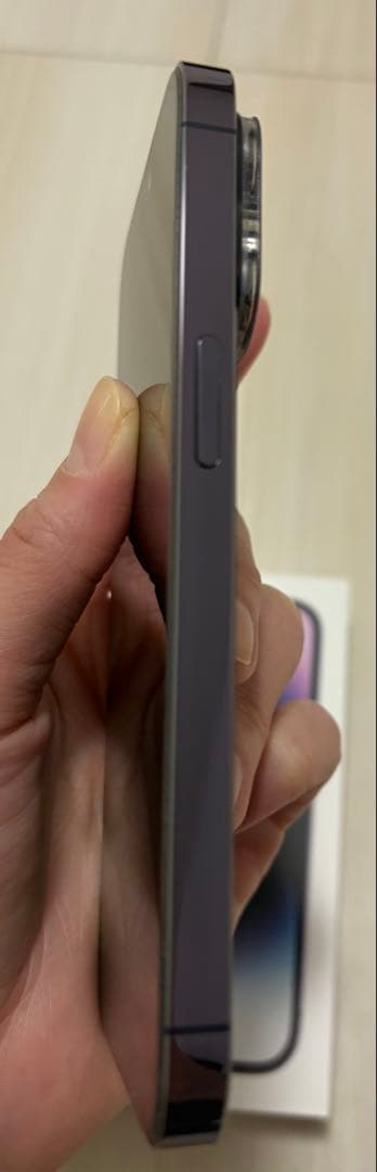 【美品】iPhone14Pro(おまけ付き) SIMフリー