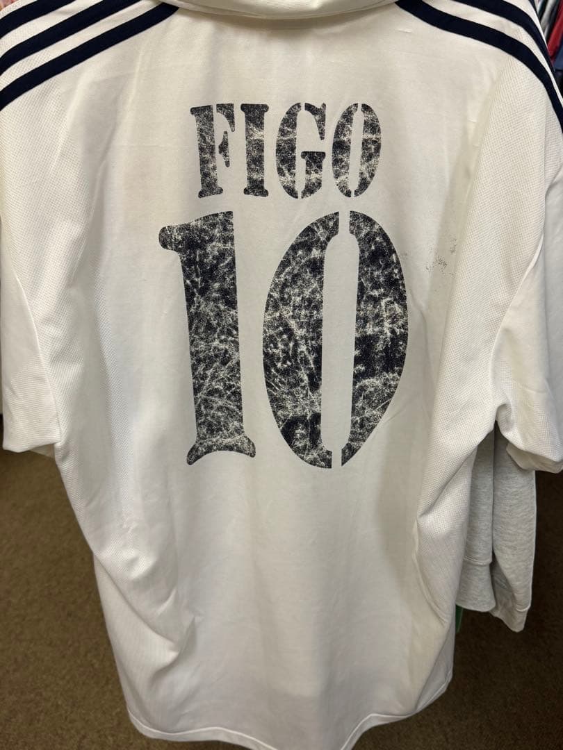 adidas Real Madrid Figo 10 シャツ