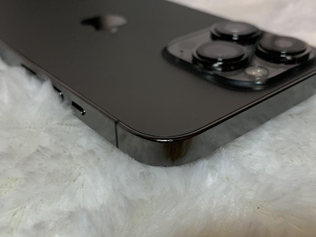 iPhone 13 Pro 256GB、状態良好、ロック解除済み。